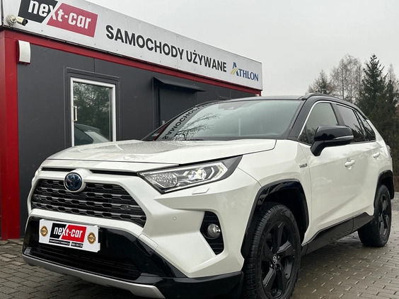 Toyota RAV4 cena 139900 przebieg: 121510, rok produkcji 2019 z Tuchola małe 742